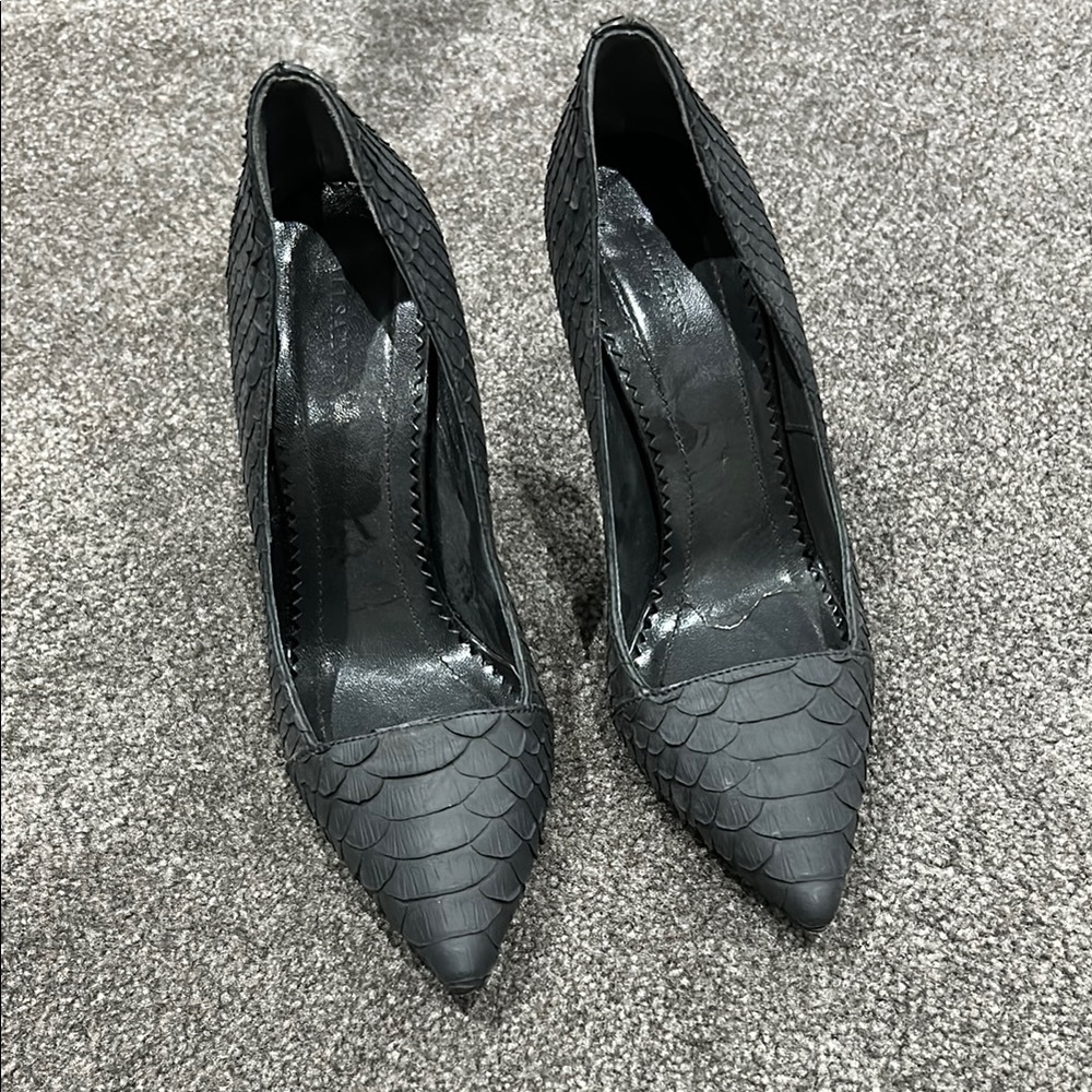 All Saints Leather Textured Pump